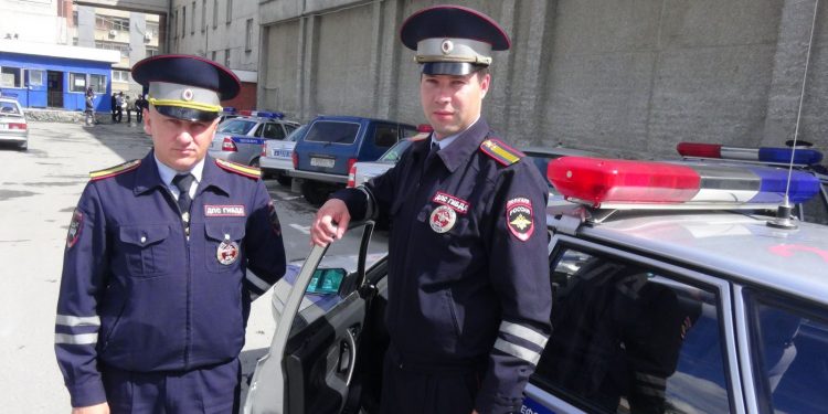 Как поставить на учет автомобиль